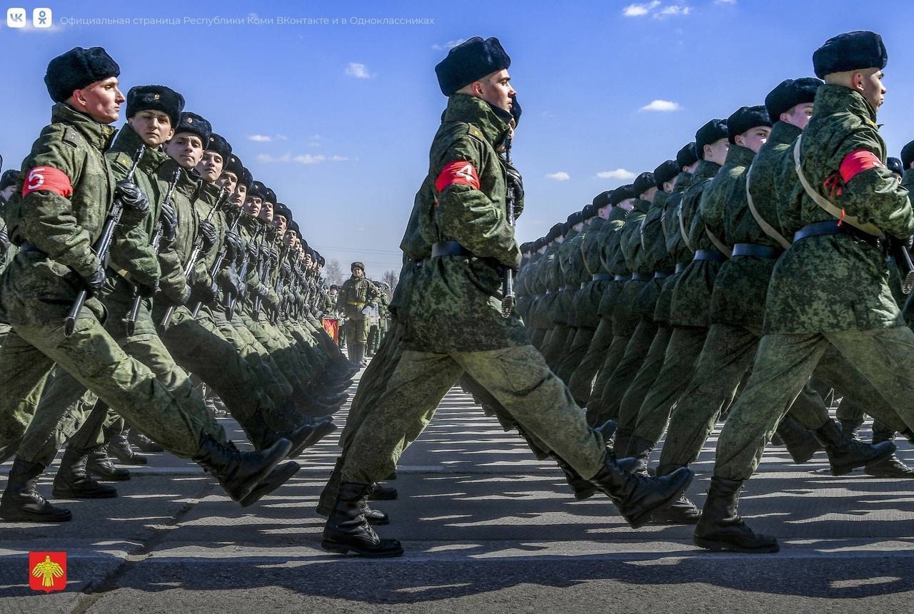 Пункт отбора на военную службу по контракту в Коми продолжает приём документов онлайн.