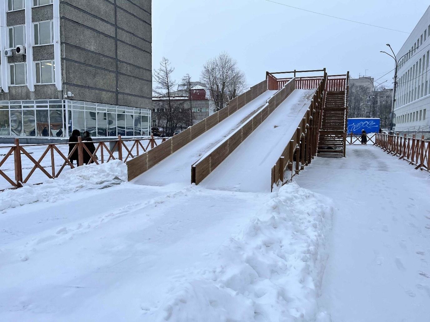 В Республике Коми официально зарегистрировано и допущено к эксплуатации только 10 зимних аттракционов.